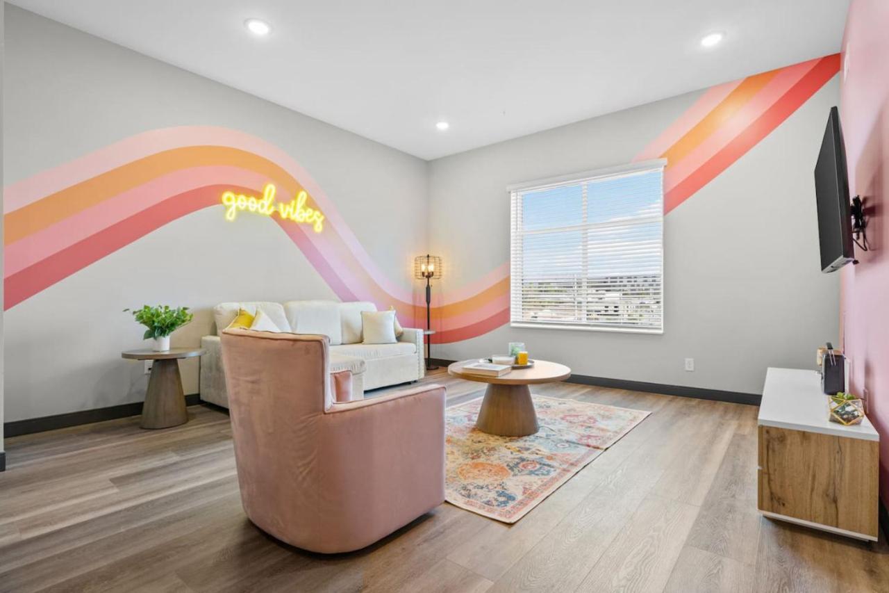 Alto 302 Apartment