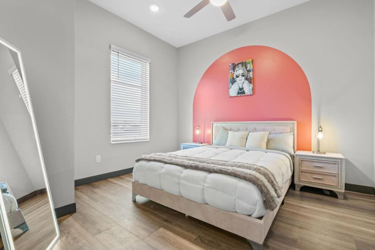 Alto 302 Apartment *